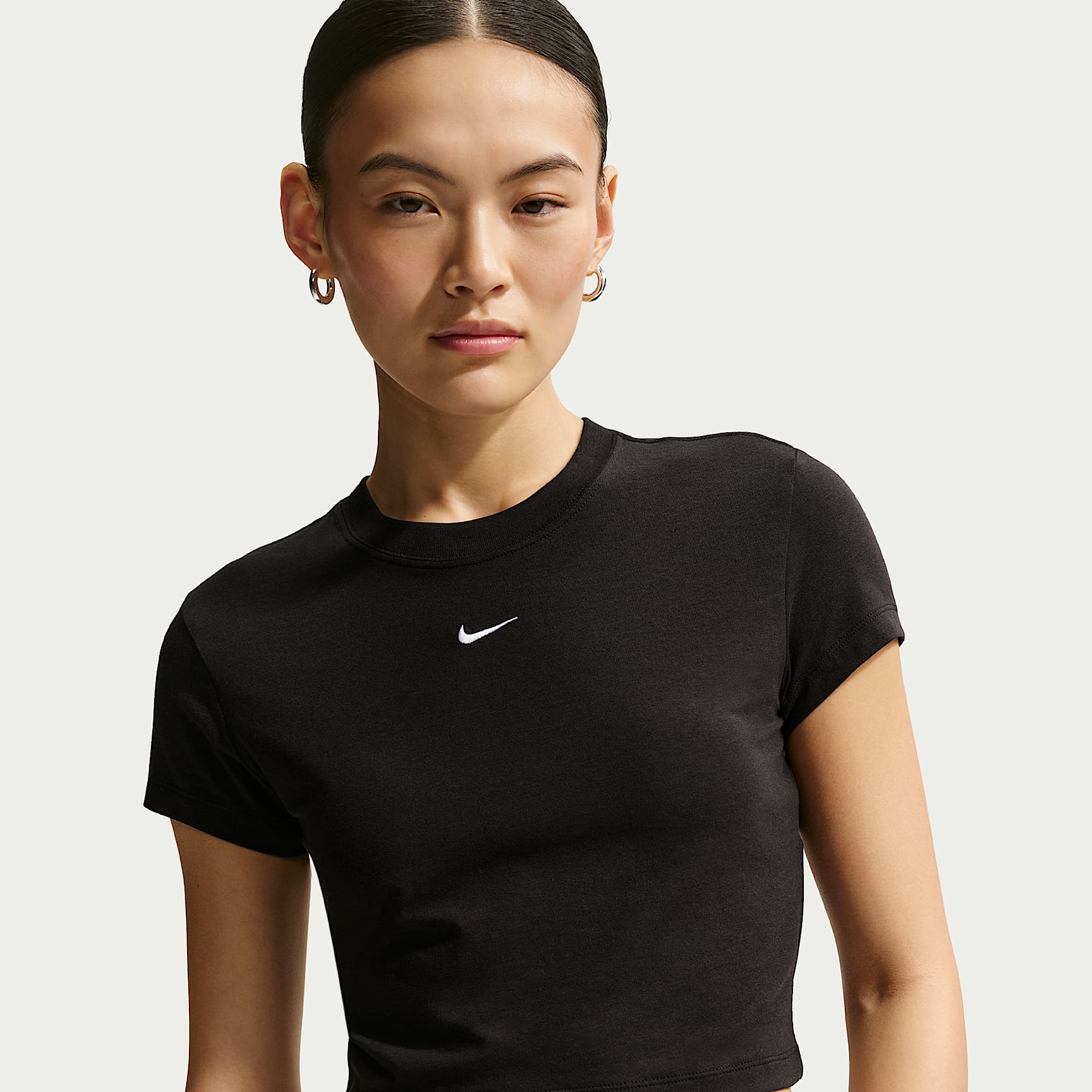 Nike Sportswear Chill Knit Women's Cropped T-Shirt. Nike ZA